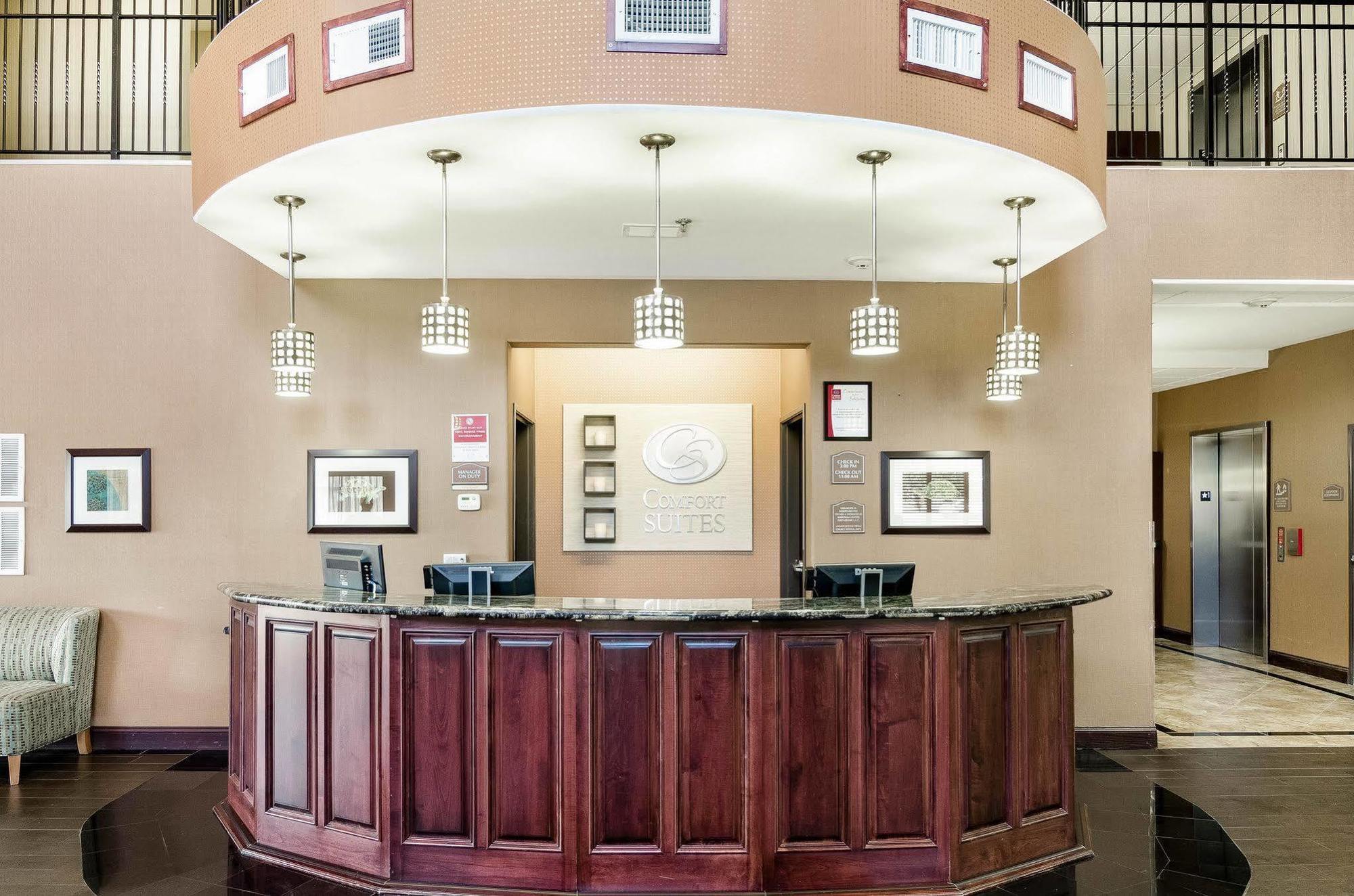Comfort Suites Topeka Northwest Dış mekan fotoğraf